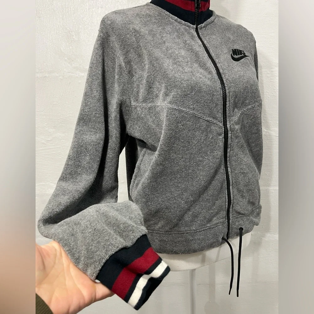 NIKE WOMENS ZIP JACKET (a504)